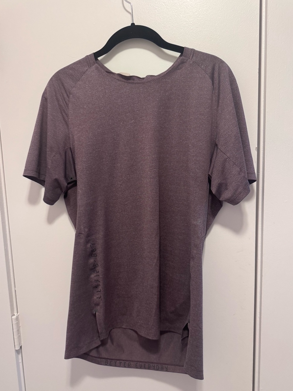 Lululemon Men’s Small Workout Shirt Purple Heather Short Sleeve Surge/Seam Damag